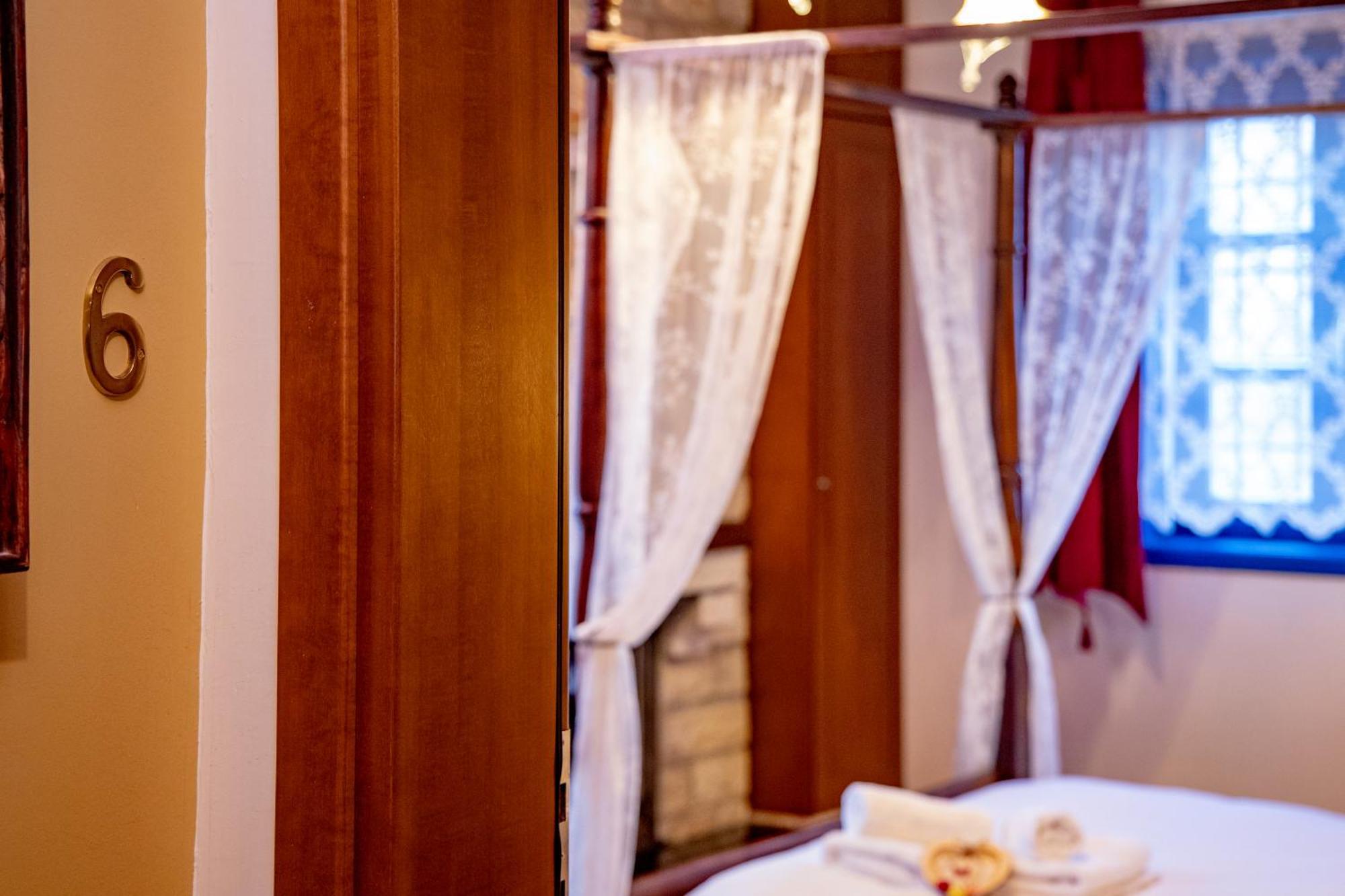 Arktouros Hotel Монодендри Экстерьер фото