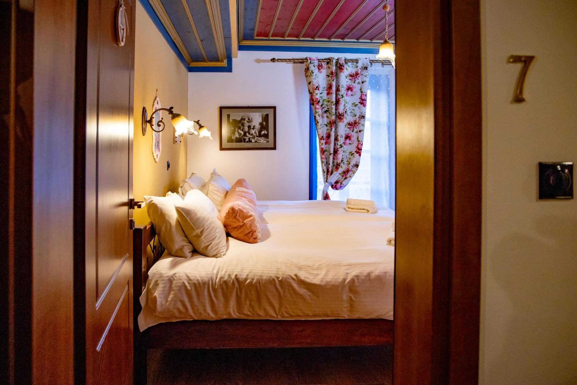 Arktouros Hotel Монодендри Экстерьер фото