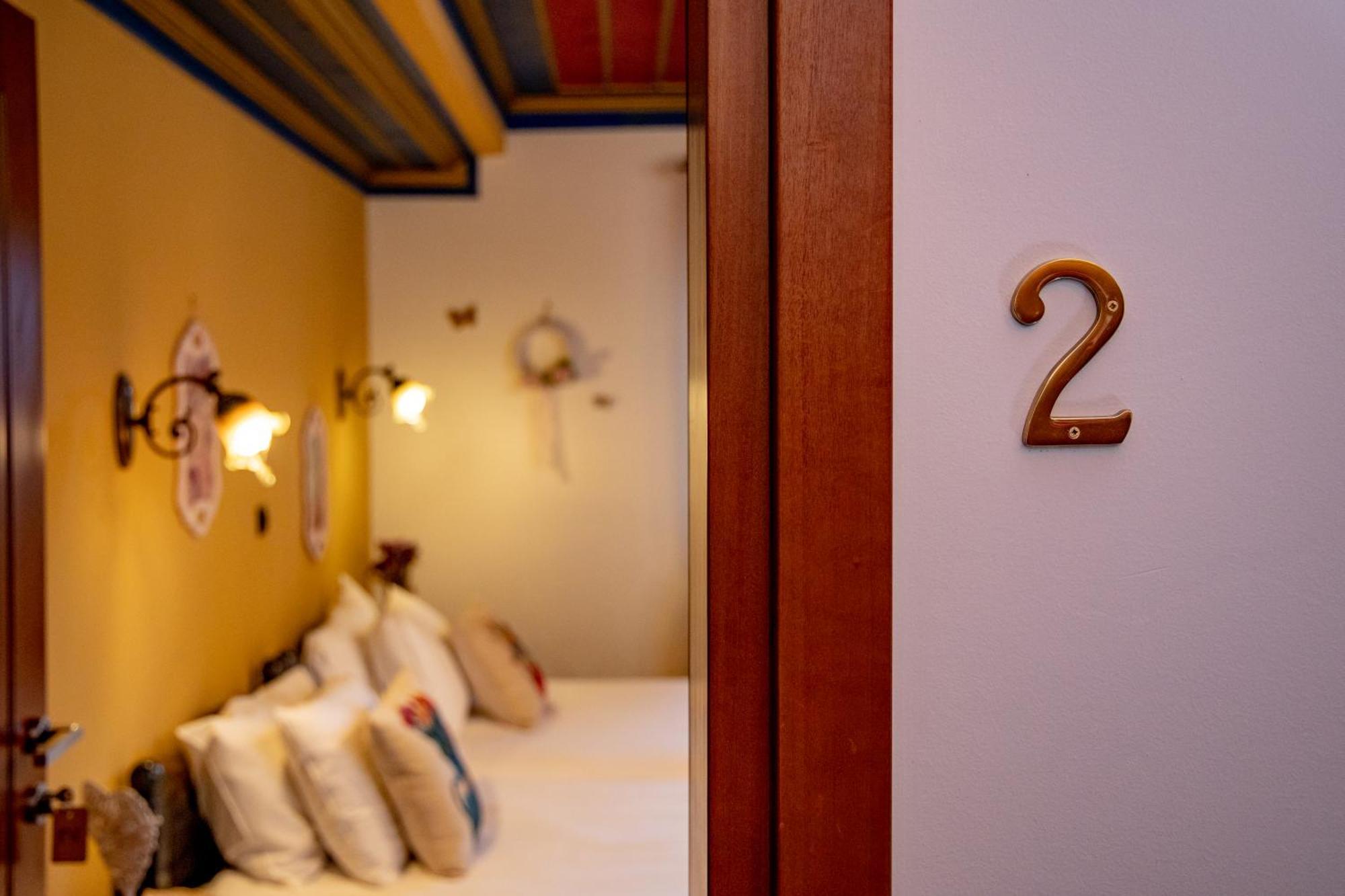 Arktouros Hotel Монодендри Экстерьер фото