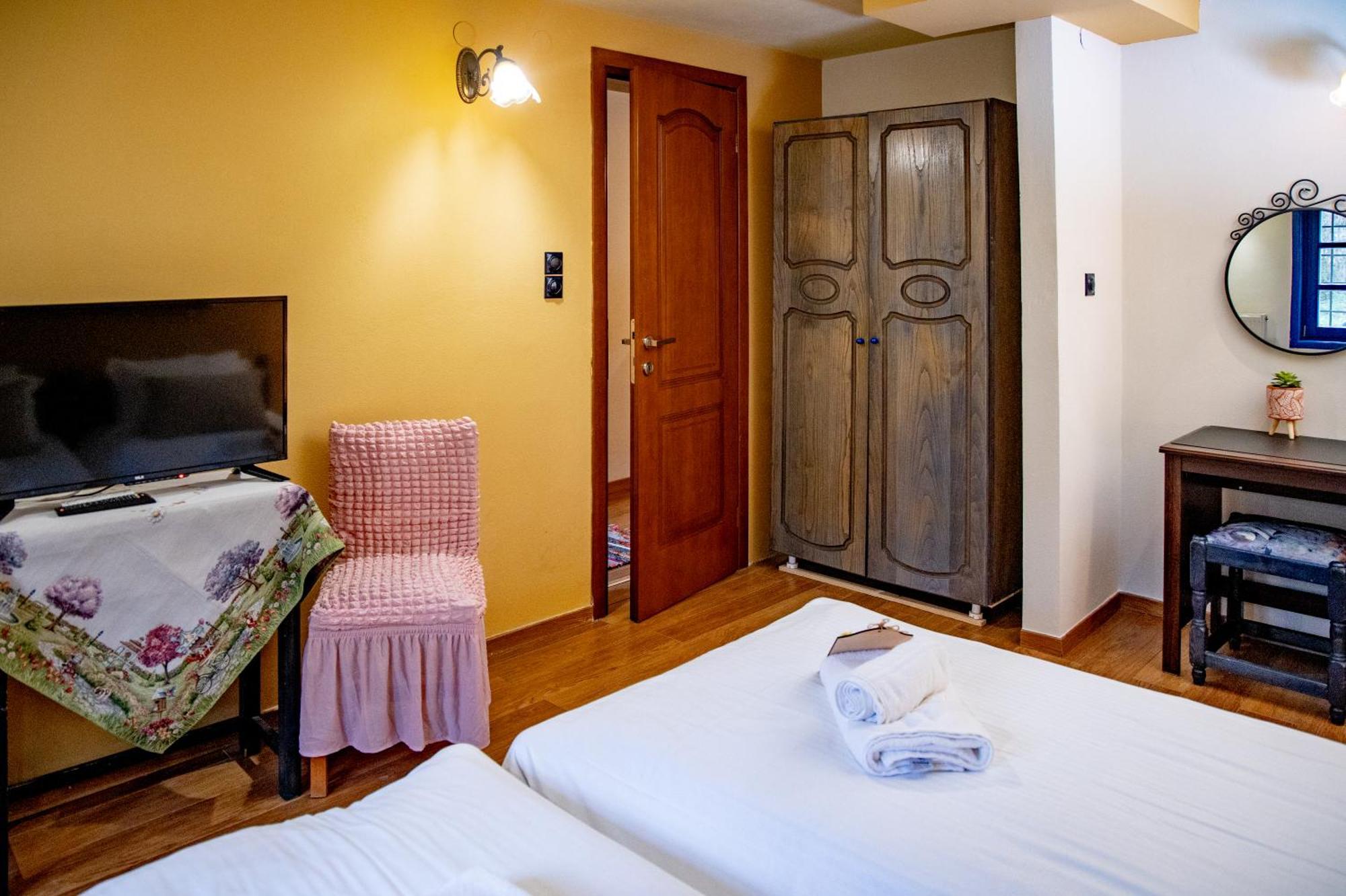 Arktouros Hotel Монодендри Экстерьер фото