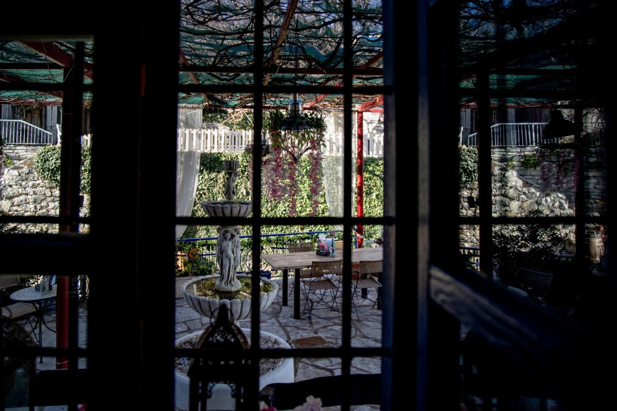Arktouros Hotel Монодендри Экстерьер фото