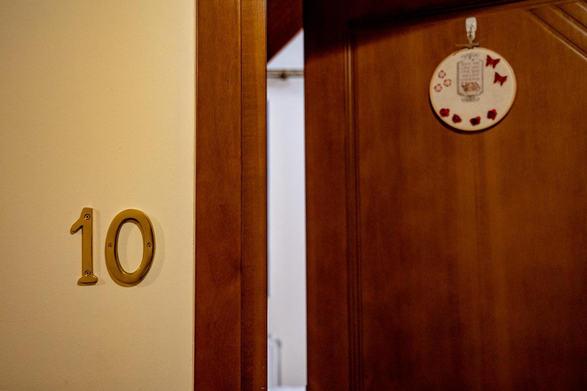 Arktouros Hotel Монодендри Экстерьер фото